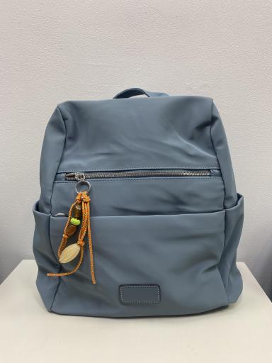 Mochila antirrobo para uso diario [2]