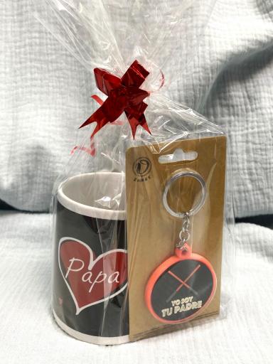Pack regalo Día del Padre con taza negra Papá y llavero Yo soy tu padre