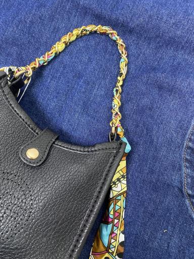 Tendencia en Bolsos Pequeños – Diseño con Asa Trenzada y Pañuelo barato [0]