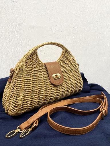Bolso rígido de rafia disponible en beige claro y beige oscuro [2]