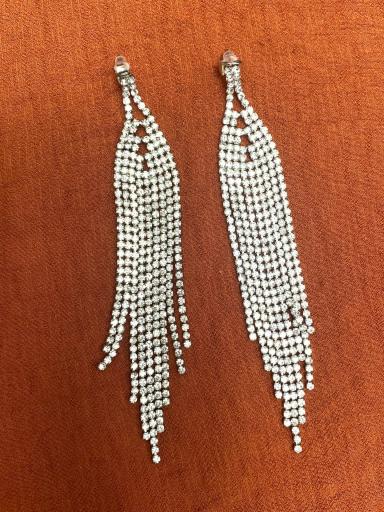 Pendientes largos con brillantes plateados efecto cascada para fiesta [1]