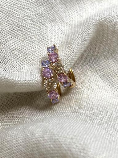 Pendientes de aro dorados con brillantes rosa lila y champán [2]