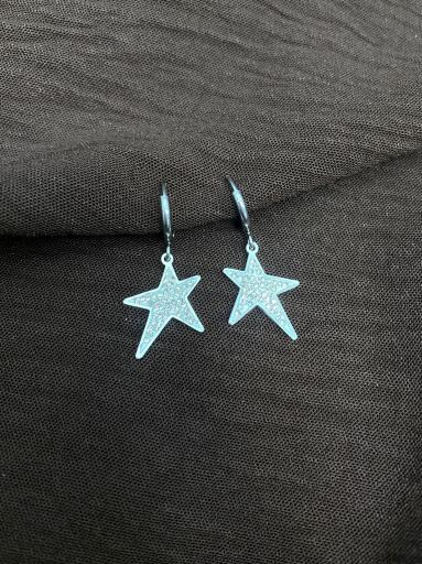 Pendientes de aro plateados con estrella brillante [0]