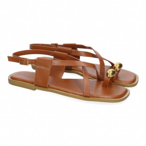Sandalias planas modernas al mejor precio