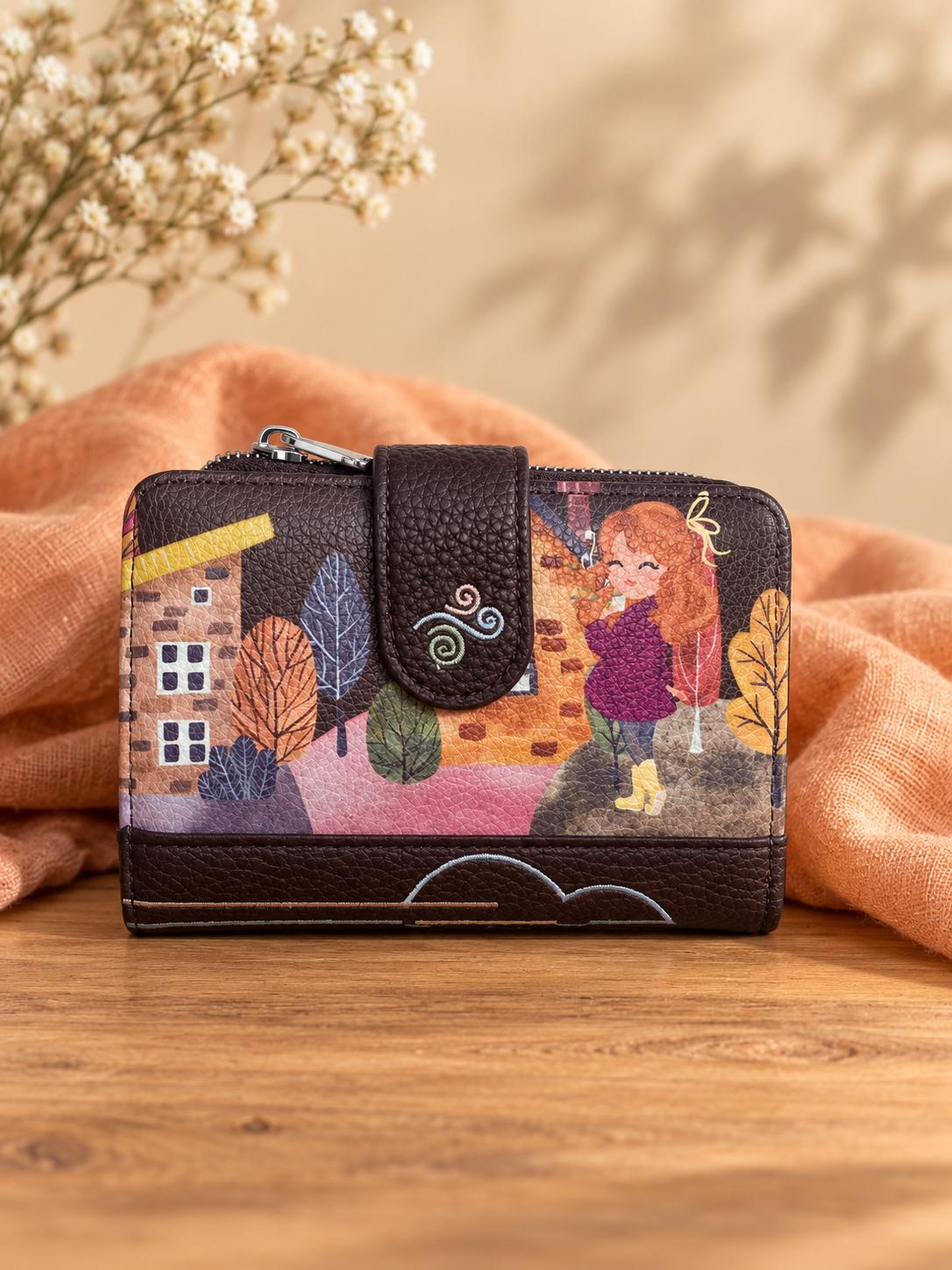 Interior de monedero pequeño con tarjetas y espacio para foto