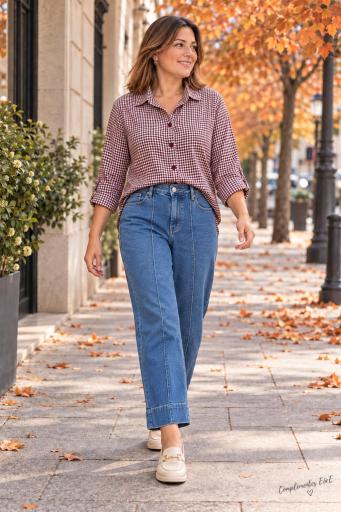 Camisa de cuadros burdeos mujer para look de temporada [1]