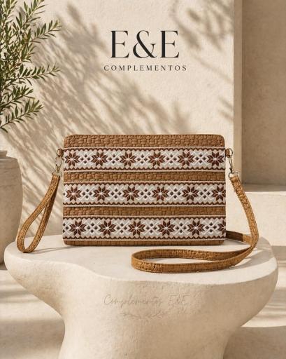 Bolso bandolera étnico para mujer en color camel con diseño trenzado [1]