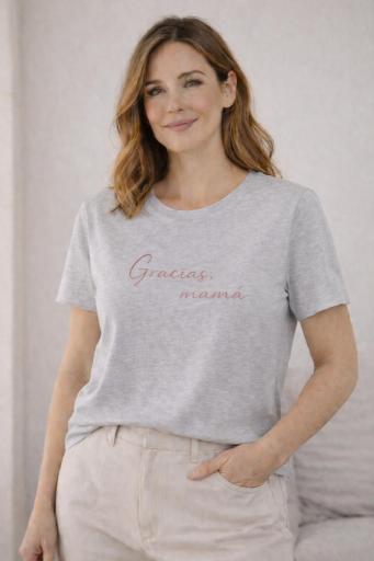 Encuentra la camiseta para mamá que emociona y se disfruta. [3]