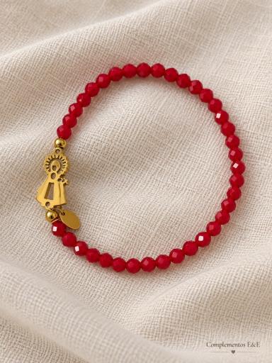 Pulsera roja de cristal elástico con figura calada de la Virgen del Pilar dorada [2]