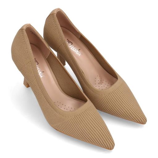 Zapato de tacón de punta beige [3]