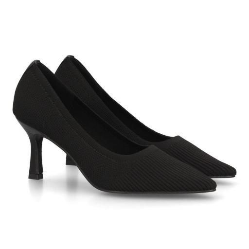 Zapatos de salón negros de mujer con punta fina y acabado de tejido elástico [2]