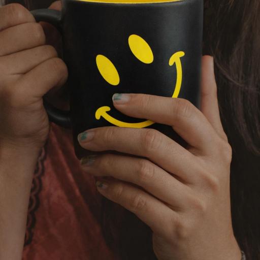 Taza Empujando Sonrisas – Cerámica 350 ml [1]