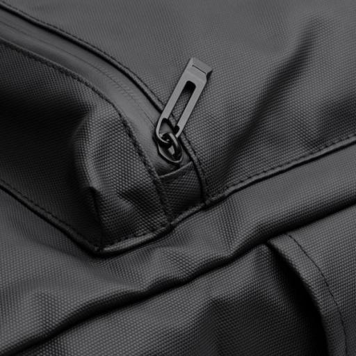 Mochila Multifunción "Empujando Sonrisas" color negro [3]