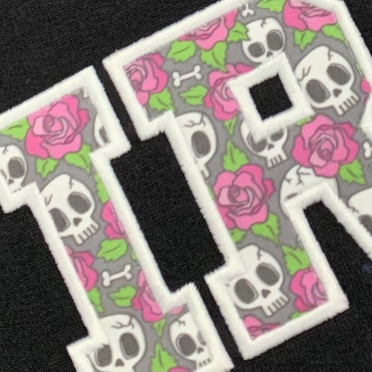 08-SKULLS AND ROSES.jpg