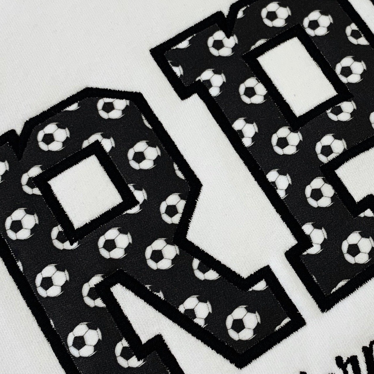 18 - BALONES NEGROS BLANCO.jpg