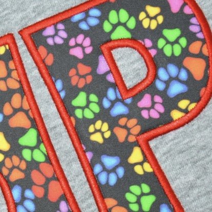 30-HUELLAS NEGRAS.jpg