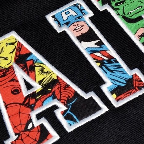 40 - SUPERHÉROES FONDO NEGRO.jpg