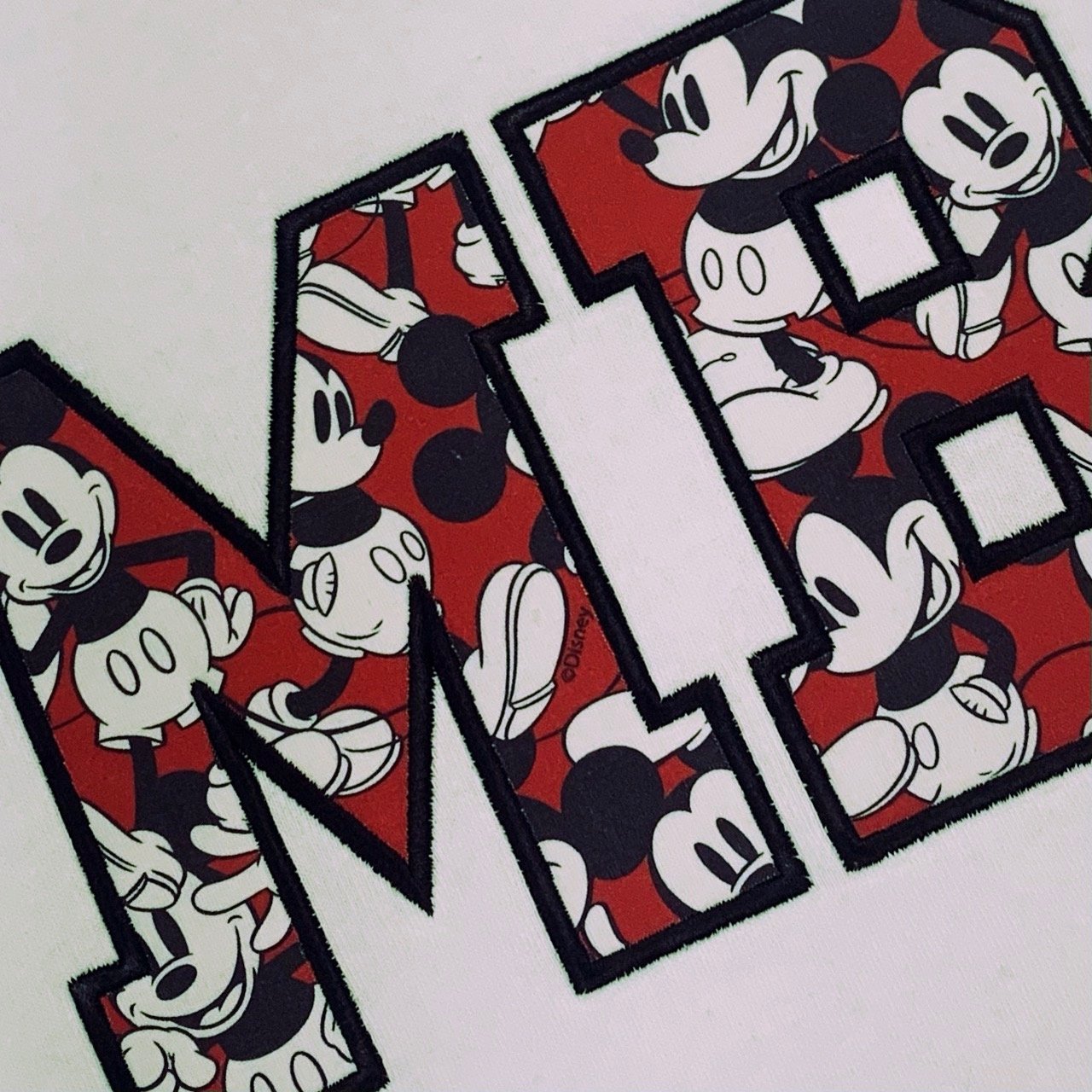 57 - MICKEY ROJO.JPG