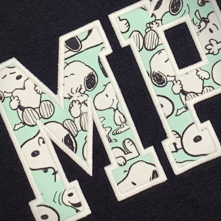 60-SNOOPY SUDADERA NEGRA.JPG