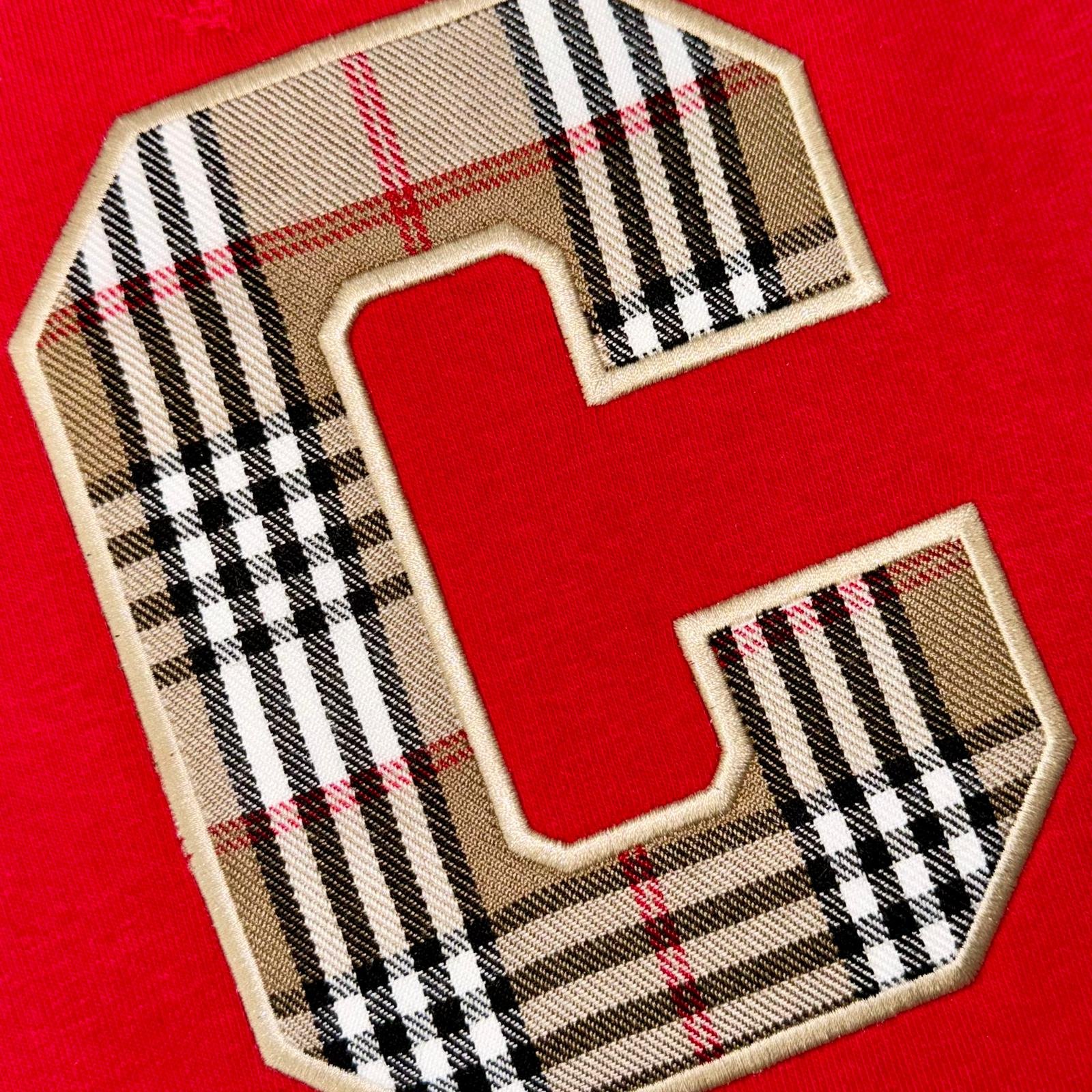 ESCOCÉS BEIGE SUDADERA COLOR ROJO.jpg