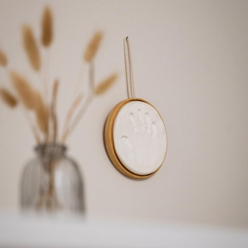 Recuerdo Medallón de Madera con Huella de Bebé [5]