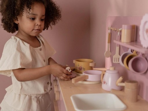 ​Cocina rosa de madera Little Dutch FSC [3]