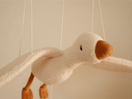 Móvil Decorativo Pequeña Oca – Colección Newborn Naturals [1]