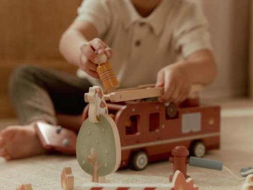 Set de Bomberos con Camión Little Dutch – Madera FSC [3]