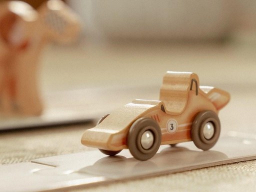 ​Caja de Juego con Pista de Carreras Little Dutch [7]