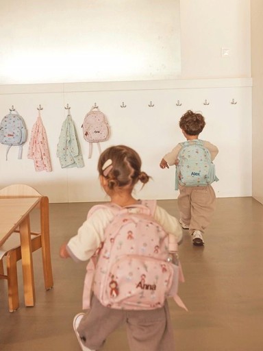 Mochila Infantil Little Red Personalizable [3]
