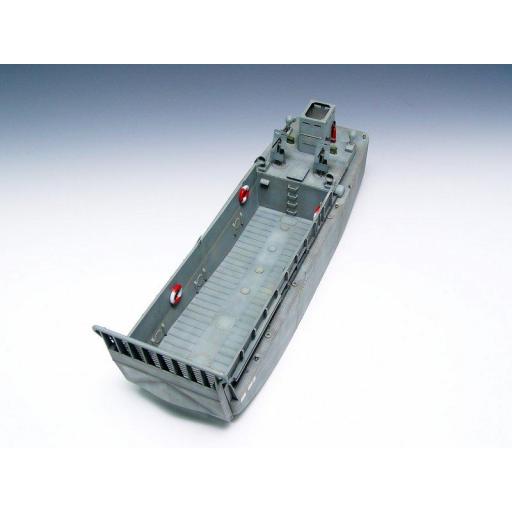 1/35 Lancha Desembarco US Navy LCM 3 [2]
