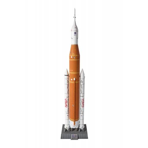 1/144 Sistema de lanzamiento espacial Artemis (SLS) de la NASA [1]