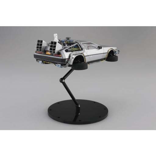 1/24 De Lorean Regreso al Futuro Parte II [5]