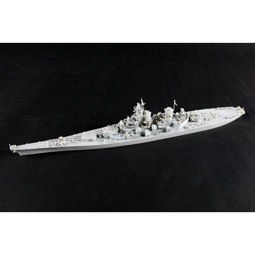 1/700 Acorazado USS Iowa BB-61 [1]