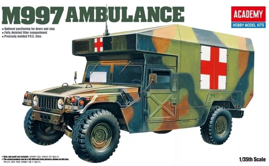 1/35 M997 Ambulancia