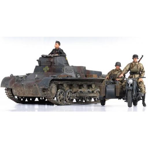 1/35 Panzer I Ausf.B & Motorcycle [2]