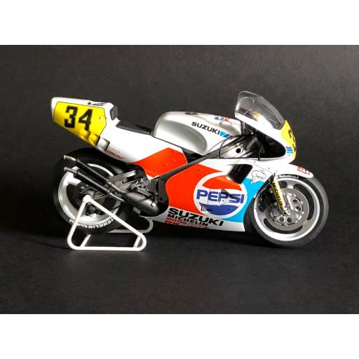 1/12 Suzuki RGV-t (XR74) 1988 Pepsi [2]