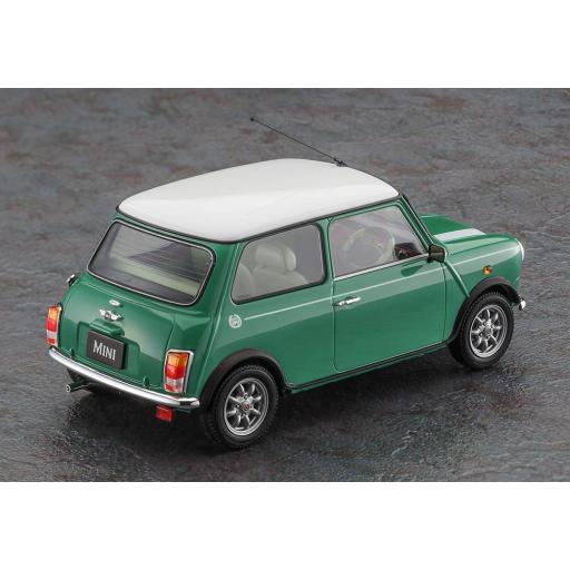 1/24 Mini Cooper Heritage Collection "Verde Almendra" (1997) [2]
