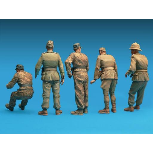 1/35 Tripulación Blindados Alemanes [2]