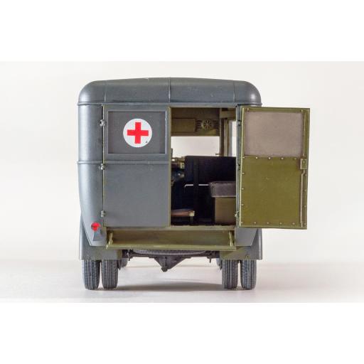 1/35 GAZ03-30 Ambulance [3]