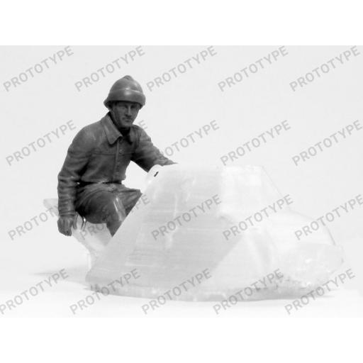 1/35 Tanquistas Franceses con niños (con pinturas) [3]