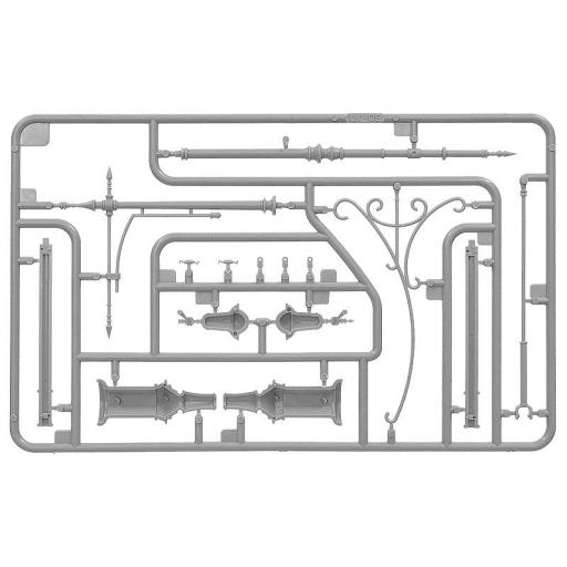 1/35 Postes de Catenarias y Farolas [1]