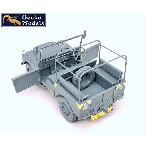 1/35 Land Rover Mk.I (FV18001 Mk.I) techo de lona (producción tardía) [2]