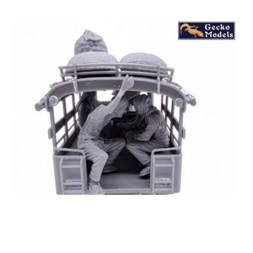 1/35 60-70s Saigon Shuttle Motor Trycicle w/ Driver & Passengers [3]
