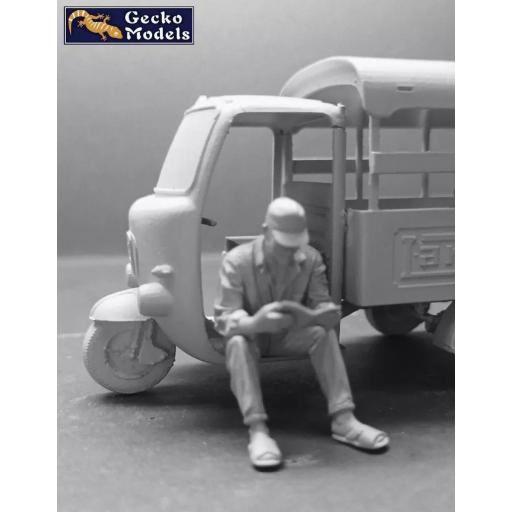 1/35 60-70s Saigon Shuttle Motor Trycicle Depot ( 2 in 1) [3]