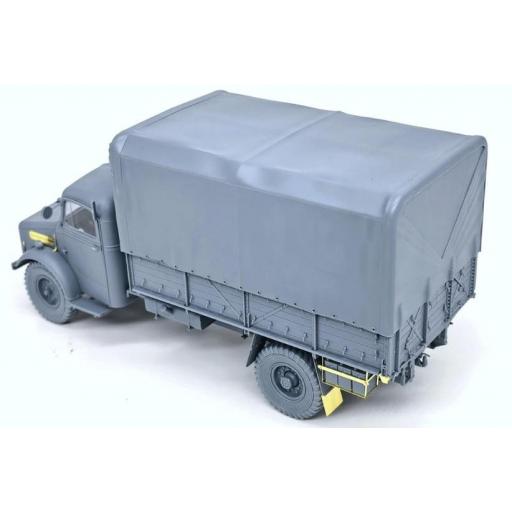 1/35 Camion Bedford OYD 3t 4x2 GS (cajón de madera) [4]