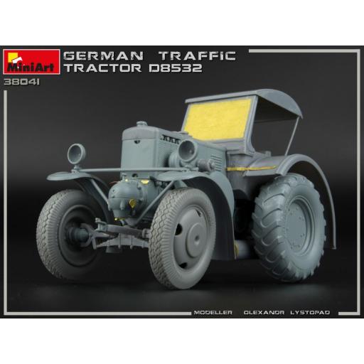 1/35 Tractor Alemán Lanz D8532 [3]