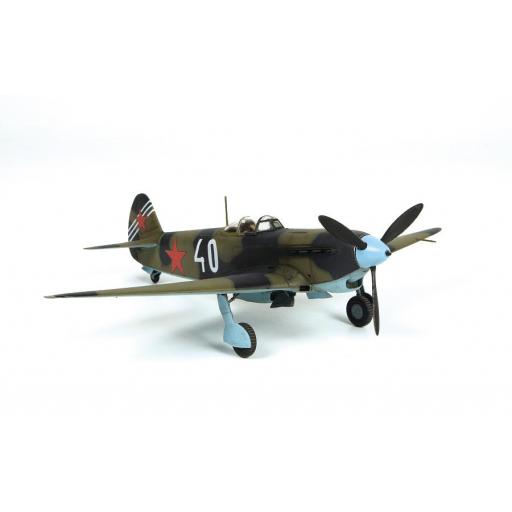 1/48 Yak 7-B Late [2]