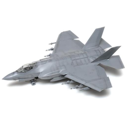 1/48 Lockheed Martin F-35C Lightning II [1]