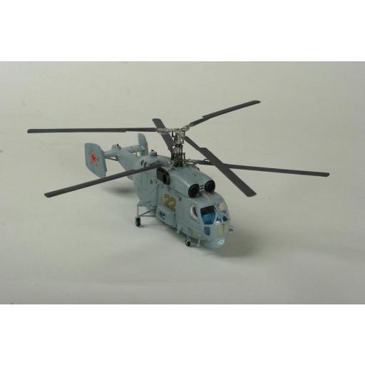1/72 Helicóptero Anti-Submarino KA-27 Helix A [1]